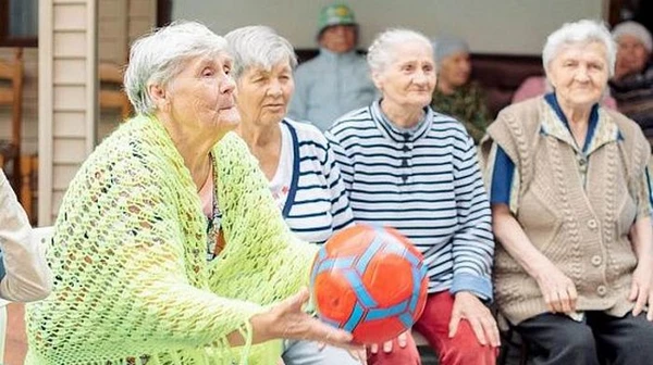 किसी प्रियजन के लिए सर्वश्रेष्ठ नर्सिंग होम का चयन कैसे करें